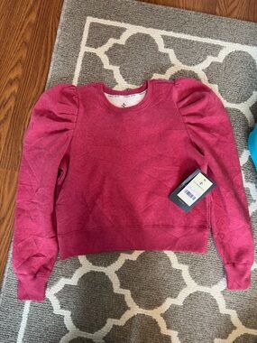 NWT Tuckernuck Sport Maisie Pullover